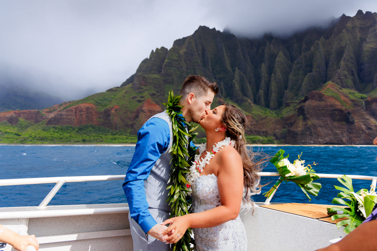 Elopement Sessions - Kaua'i Portraits
