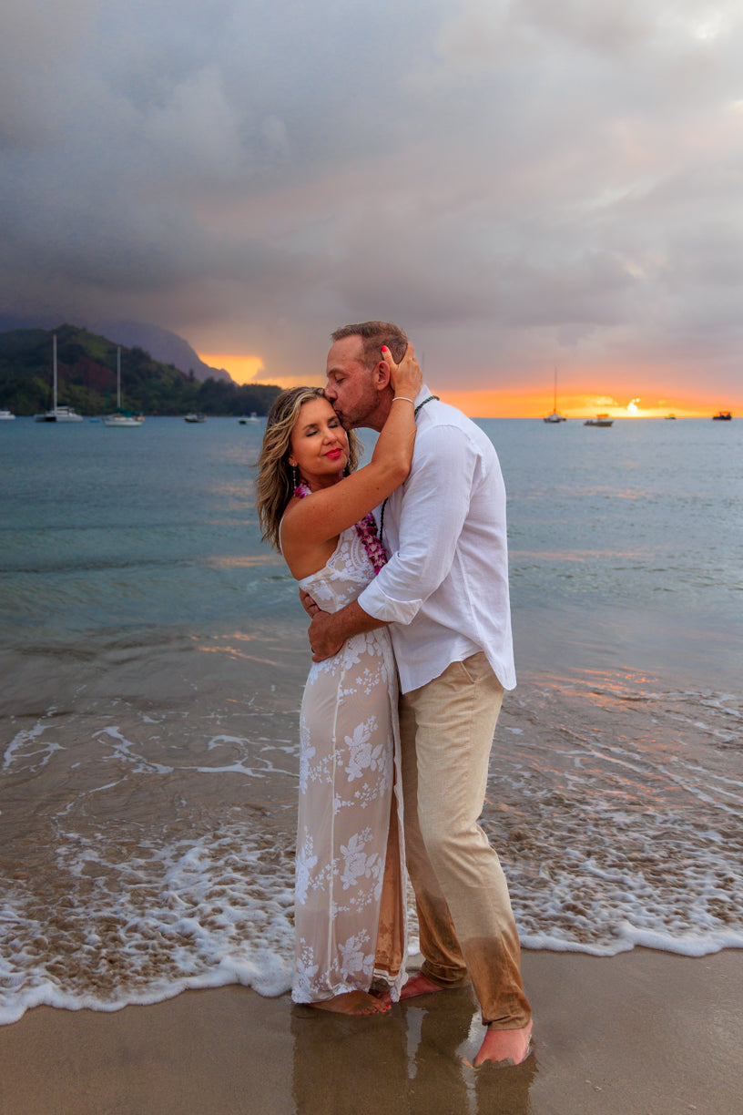 Elopement Sessions - Kaua'i Portraits