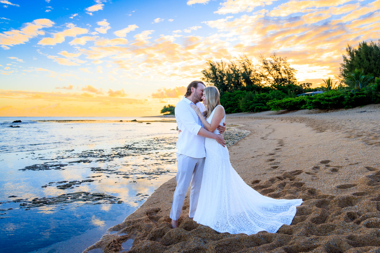 Elopement Sessions - Kaua'i Portraits